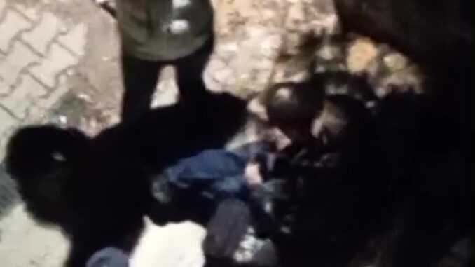 Traffico di droga in un condominio in via Settevalli a Fontivegge, residenti esasperati