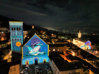 Acceso il Natale ad Assisi, via a spettacolari e iconiche proiezioni di luce