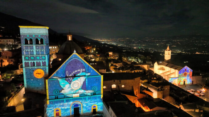 Acceso il Natale ad Assisi, via a spettacolari e iconiche proiezioni di luce