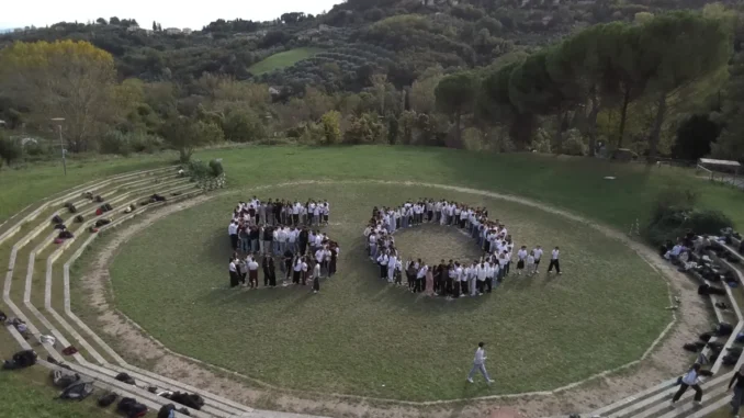 Il Liceo Galilei di Perugia celebra 50 anni con musica e memoria