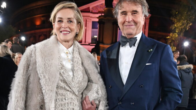 Brunello Cucinelli premiato, è Oscar della moda a Londra c'era anche Sharon Stone
