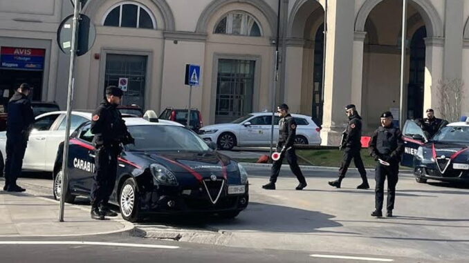 Carabinieri fermano 2 uomini e sventano traffico droga Fontivegge