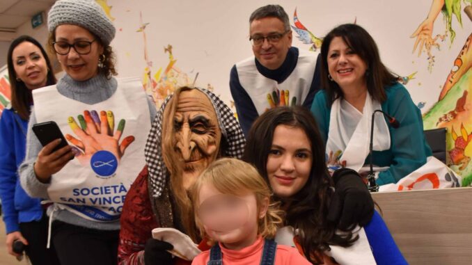 A Terni la Befana porta festa e solidarietà al Cospea Village