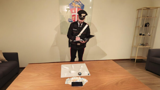 Cocaina, arrestato 18enne fermato dai Carabinieri a Perugia