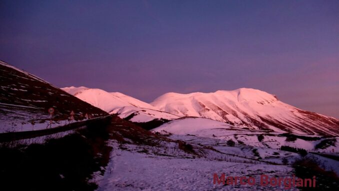Gelo record in Umbria: -18 gradi a Castelluccio