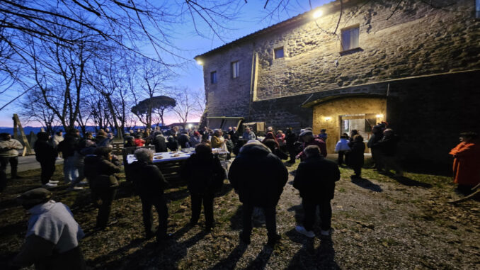 L'arte presepiale incanta e fa brillare il borgo Collestrada