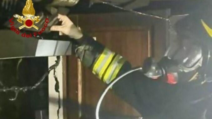 Incendio in abitazione a Citerna, famiglia evacuata e casa inagibile