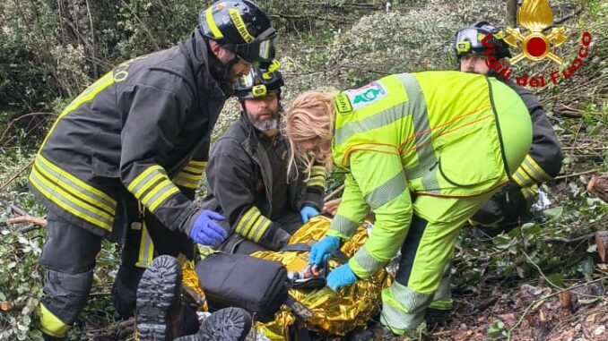 Tagliaboschi ferito, colpito da un tronco tra Marmore e Piediluco