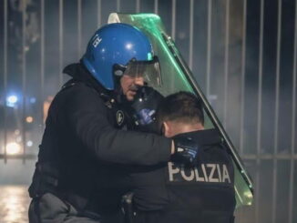 Violenze a Torino: Perugia condanna e sostiene le forze