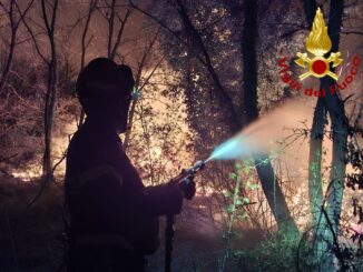 Incendio boschivo a Fabro devasta 500 metri di fronte