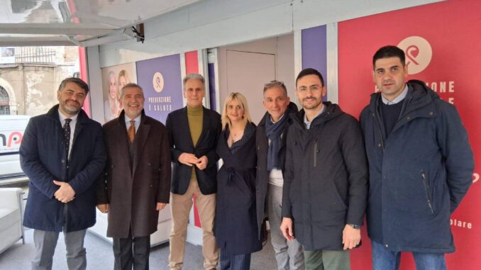 Prevenzione gratuita: Perugia accoglie il truck della salute