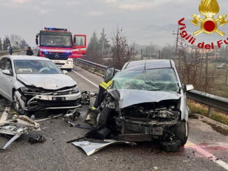 Incidente stradale frontale sulla SS 219 a Gubbio, 4 feriti , uno in codice rosso