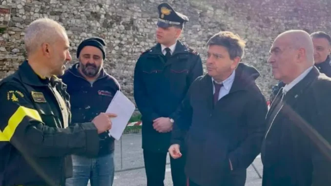 Crollo delle mura, 3,6 milioni per salvare Montefalco centro