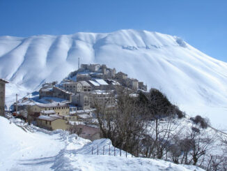 Neve umbria: crollo termico e venti forti in arrivo martedì