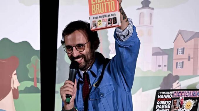 Auroro Borealo attesa per la festa con libri brutti e musica