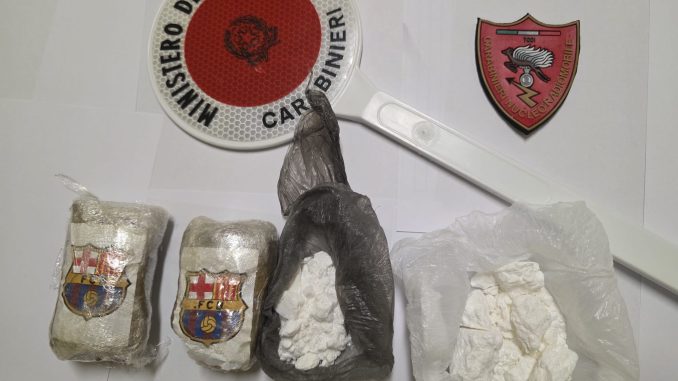 Droga in auto, arrestato 23enne a Todi