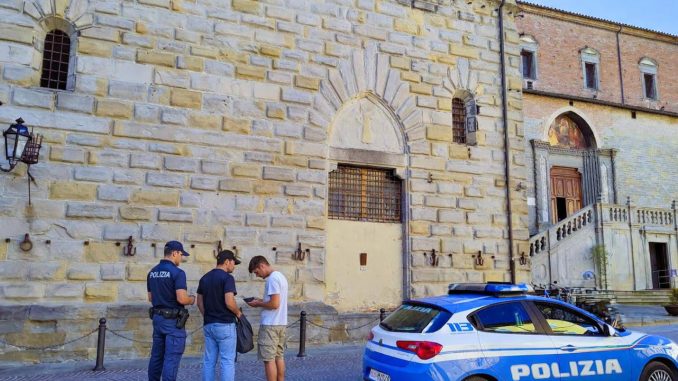 Polizia intensifica i controlli tra San Giustino e Castello