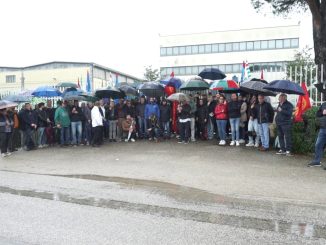 Sciopero Stf Loterios unisce Fontignano contro la crisi dura