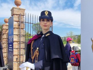 Polizia celebra a Perugia un anniversario tra dati e impegno