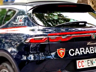 Furto in negozio elettronica Gubbio Carabinieri denunciano due