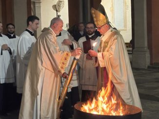 Veglia pasquale a Perugia: il messaggio di Maffeis