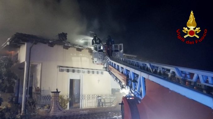 Due Incendi colpiscono le case a Gualdo Tadino e Spoleto