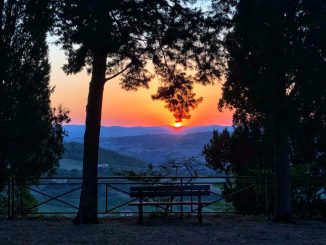 A Monte Castello di Vibio (Pg) dal 22 al 26 aprile 2026 c’è “Oltre”