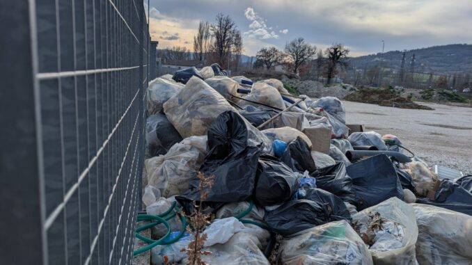 Nocera Umbra e Gualdo Tadino, rifiuti speciali e pericolosi che nessuno vedeva