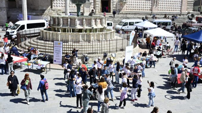 Creativamente Insieme anima Piazza IV Novembre a Perugia