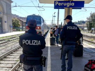 Arresto a Perugia: la Polfer ferma un uomo per violenza grave