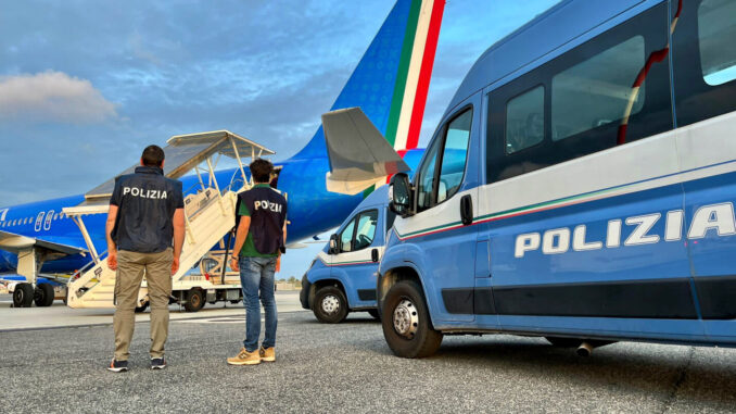 Arrestato georgiano in aeroporto a Perugia aveva passaporto falso