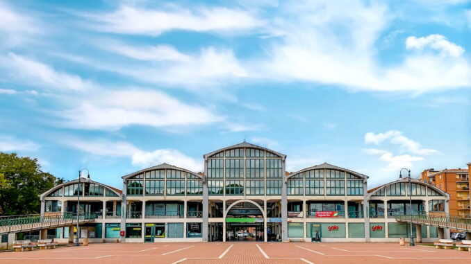 Più sicurezza al centro commerciale La Perugina a Castel del Piano