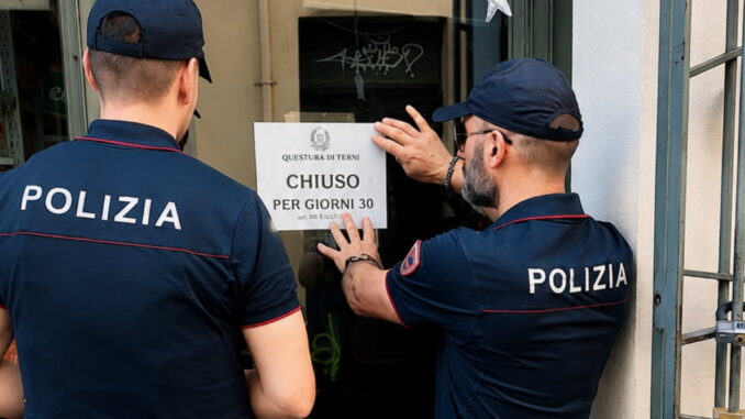 Bevande alcoliche ai minori: chiuso esercizio a Terni