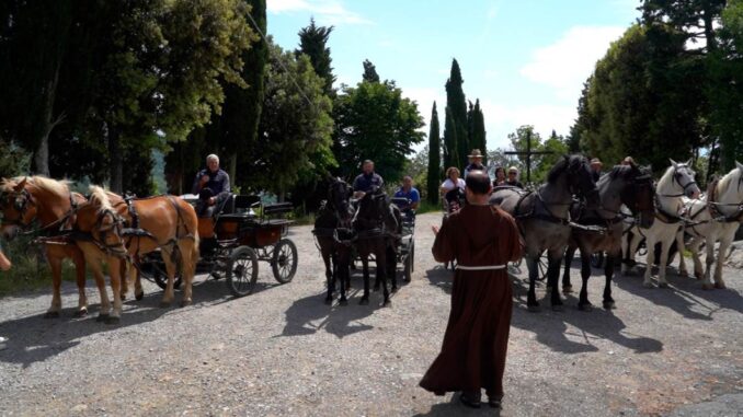 Paradriving in Umbria: il viaggio solidale da Spoleto ad Assisi