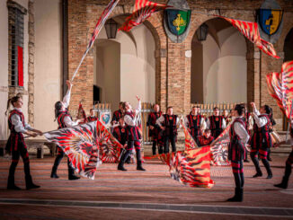 La Festa del Rinascimento celebra il gusto della storia: ad Acquasparta arrivano le sfide gastronomiche tra le contrade