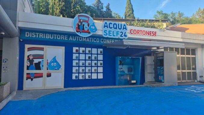 Acqua in dispenser al distributore Q8, nuovo servizio in via Cortonese