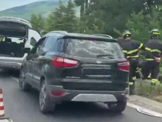 Incidente stradale, maxi intervento dei soccorsi lungo la viabilità
