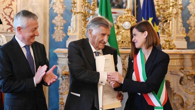 A Massimo Fabrizio Martelli riconoscimento di Cavaliere di Gran Croce