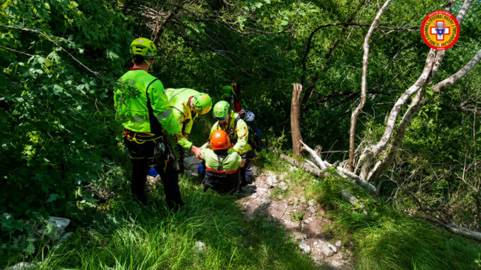Doppia operazione sul Monte Cucco: due escursionisti salvi