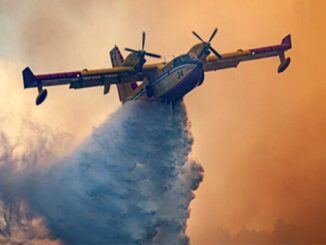 Emergenza incendi, terzo rogo attivo: Canadair su Aggi di Nocera