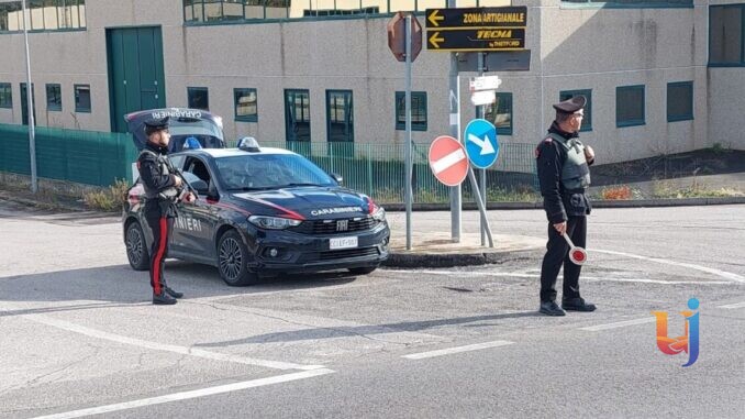 Hashish nella borsa, arrestata una giovane coppia a Terni