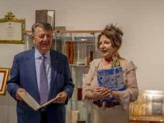 Donazione di libri d'arte arricchisce la Biblioteca Colacem Gubbio