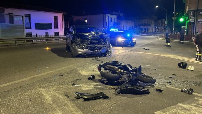 Schianto nella notte a Terni, morto il giovane Lorenzo Serangeli