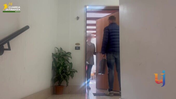 Truffe porta a porta alle anziane, anche Perugia nel mirino