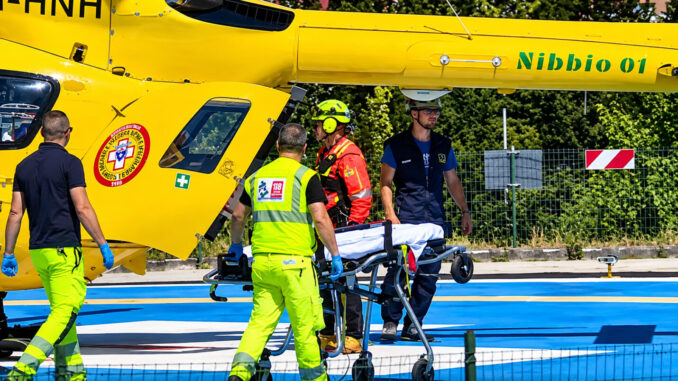 Sorelline operate dopo lo schianto, entrambe fuori pericolo