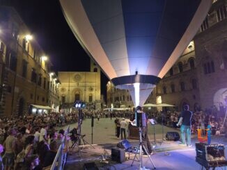 Mongolfiere salutano l'Umbria, Todi chiude il festival tra colori