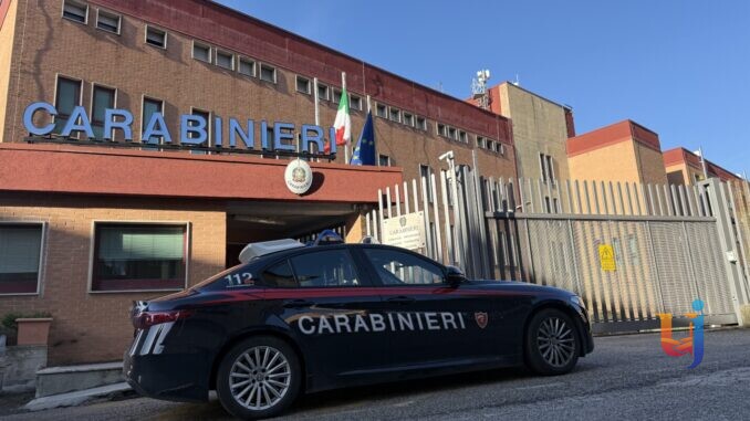 Tenta di eludere il controllo, arrestato 21enne per cocaina