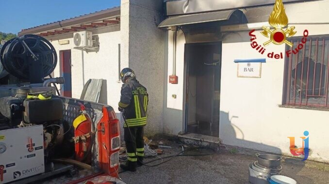Esplosione cucina GPL, ferita donna, campo sportivo di Pietralunga