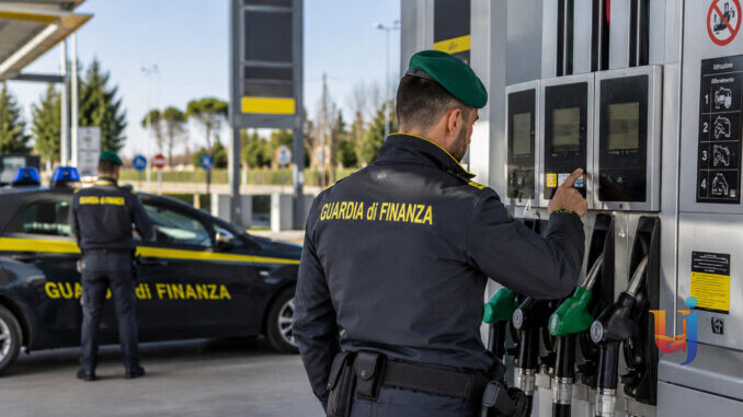 Carburanti, controlli Gdf: 20mila tonnellate sotto sequestro