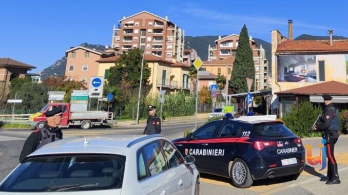 Terni, tre arresti per spaccio: sequestrati 70 grammi coca
